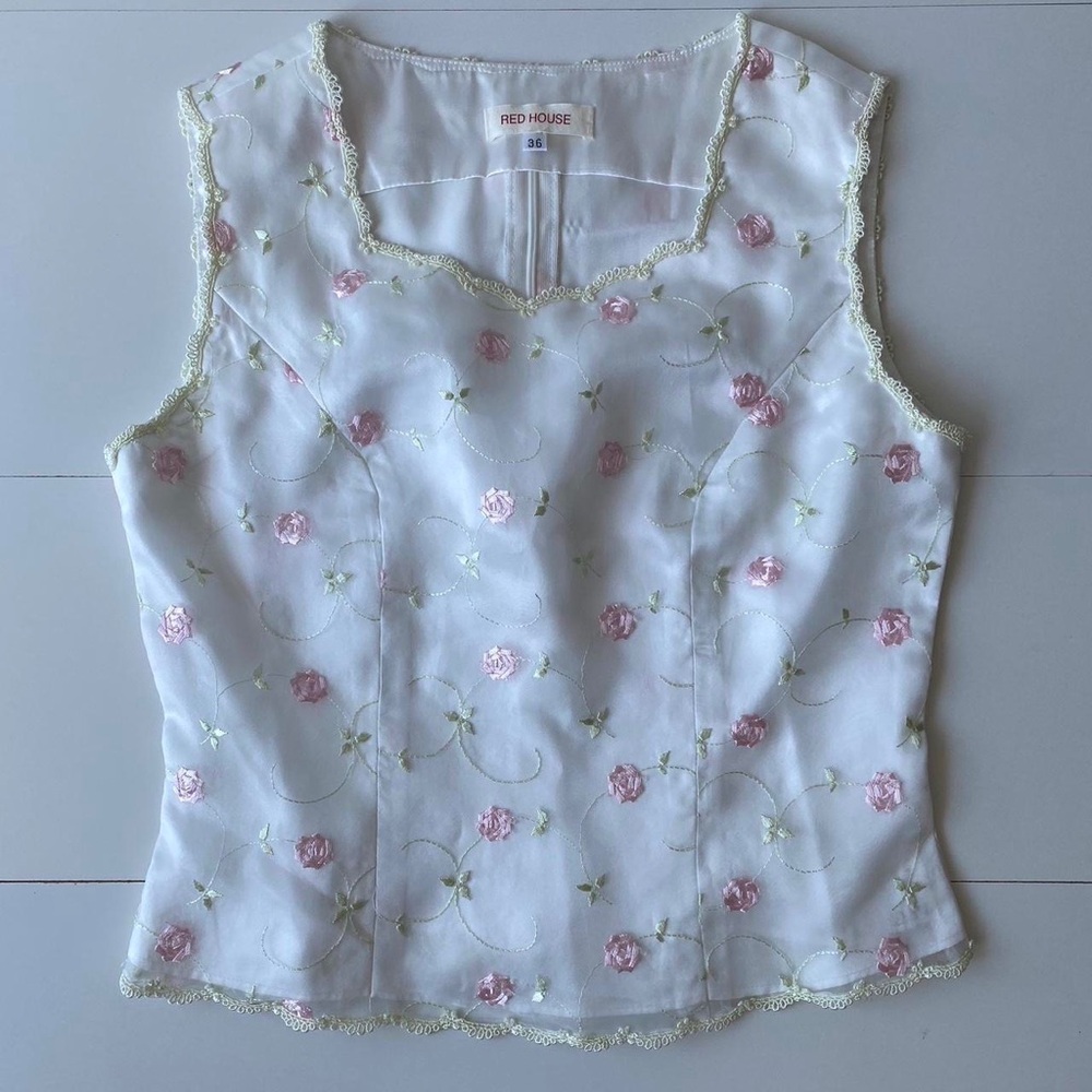 Vintage Embroidery White Floral Tank Top By Red House
